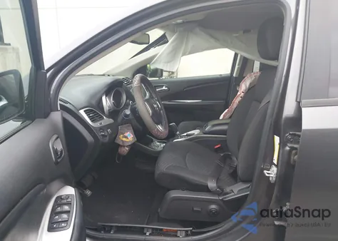 2019 Dodge Journey Se from USA, damaged, VIN 3C4PDCBG0KT863174